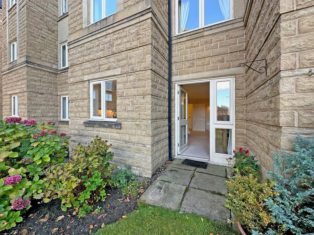 1 bed flat for sale in Cold Bath Road, The Adelphi Cold Bath Road HG2, £125,000