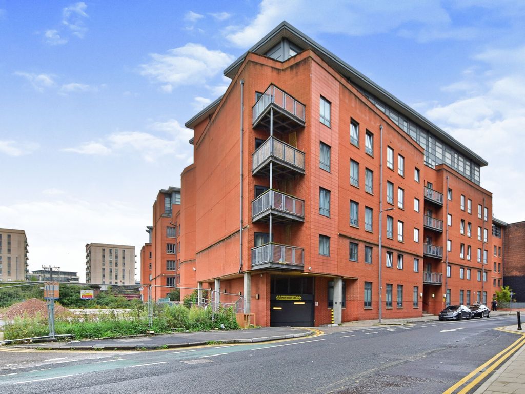 1 bed flat for sale in Ellesmere Street, Manchester, Greater Manchester M15, £140,000