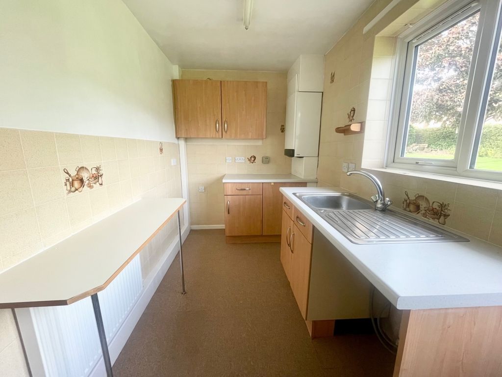 2 bed detached bungalow for sale in Ullswater Park, Dronfield Woodhouse, Dronfield, Derbyshire S18, £100,000