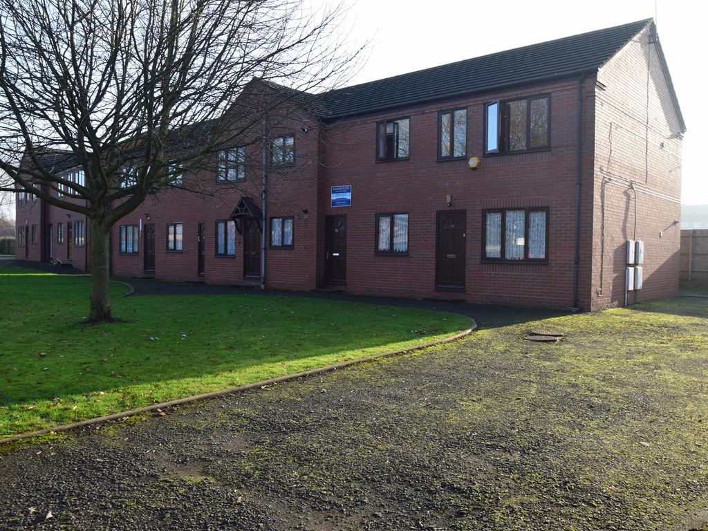 2 bed flat for sale in Queens Court, Madeley, Telford TF7, £75,000