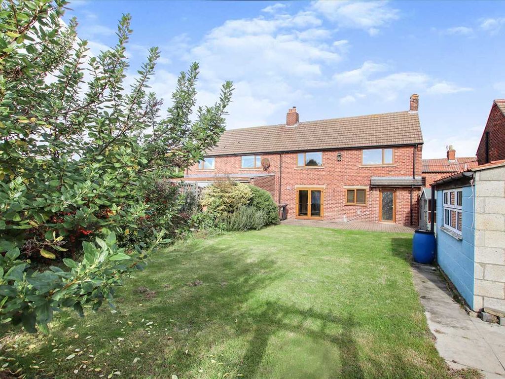 3 bed semi-detached house for sale in Eastgate, Bassingham, Lincoln LN5, £230,000