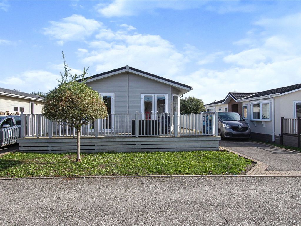 2 bed mobile/park home for sale in Lazy Otter Meadows, Cambridge Road, Stretham, Ely CB6, £170,000