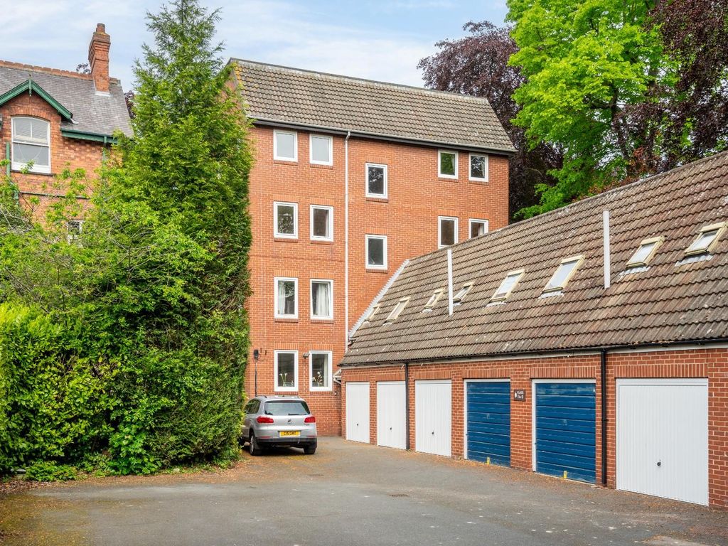2 bed flat for sale in Sykes Close, St. Olaves Road, York YO30, £300,000