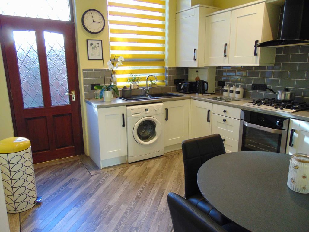 2 bed terraced house for sale in Peel Street, Shaw OL2, £159,950