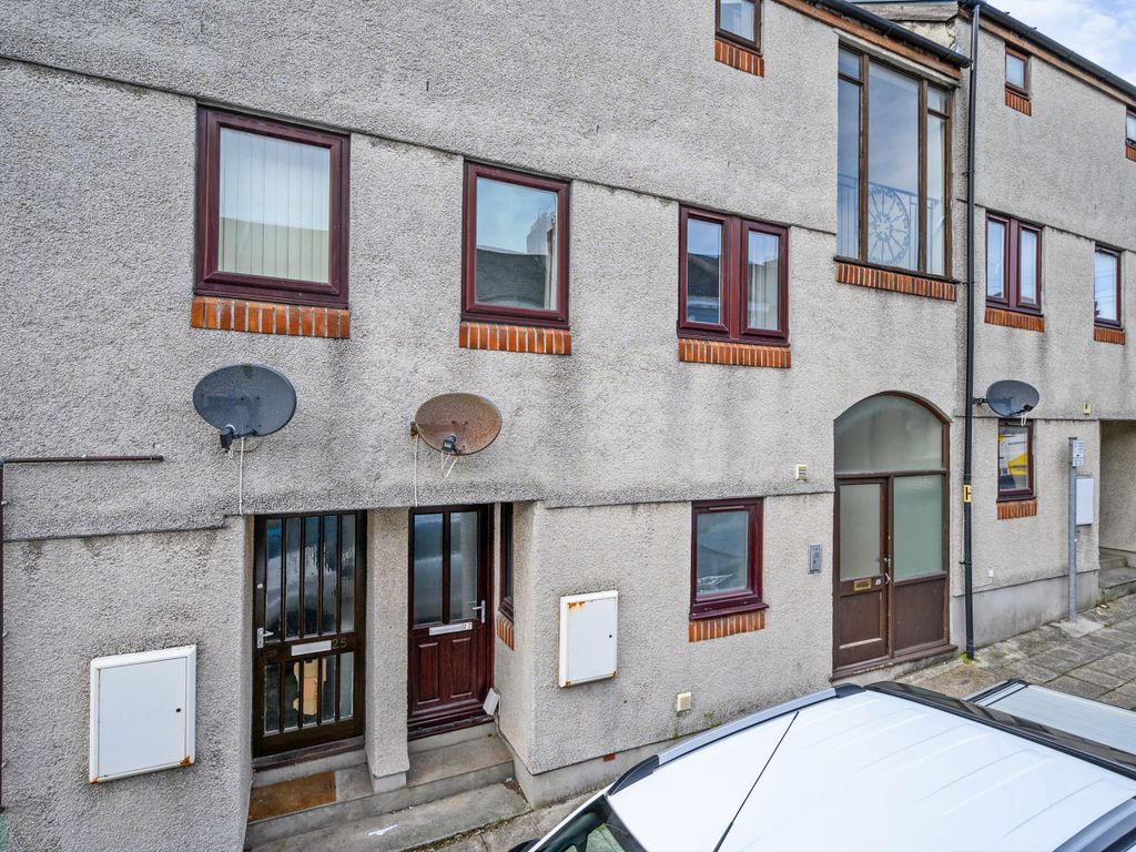 3 bed maisonette for sale in Clifton Street, Plymouth PL4, £140,000