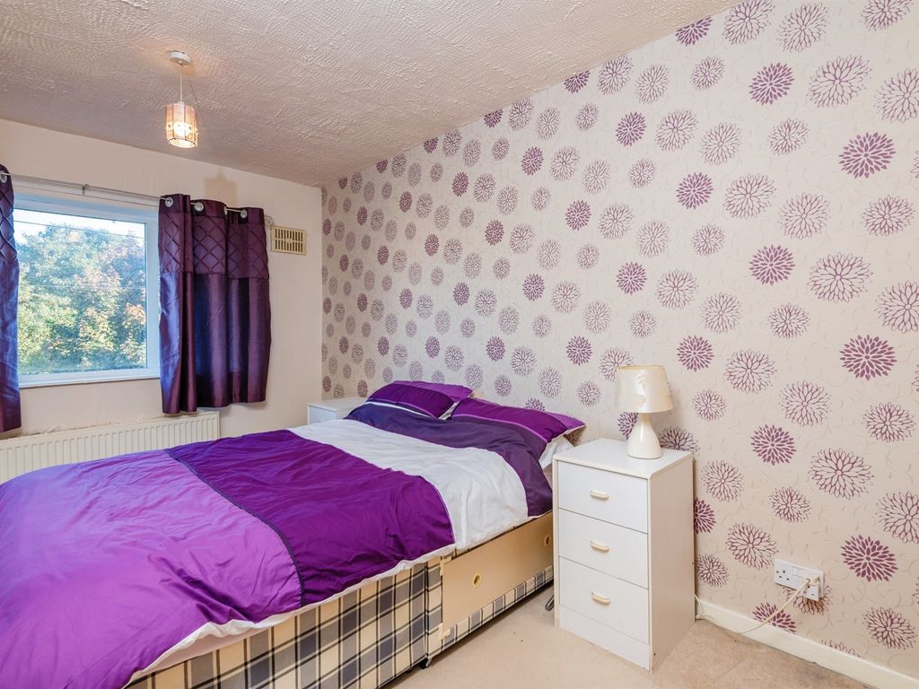 4 bed semi-detached house for sale in Cromarty Avenue, Crosland Moor, Huddersfield HD4, £160,000