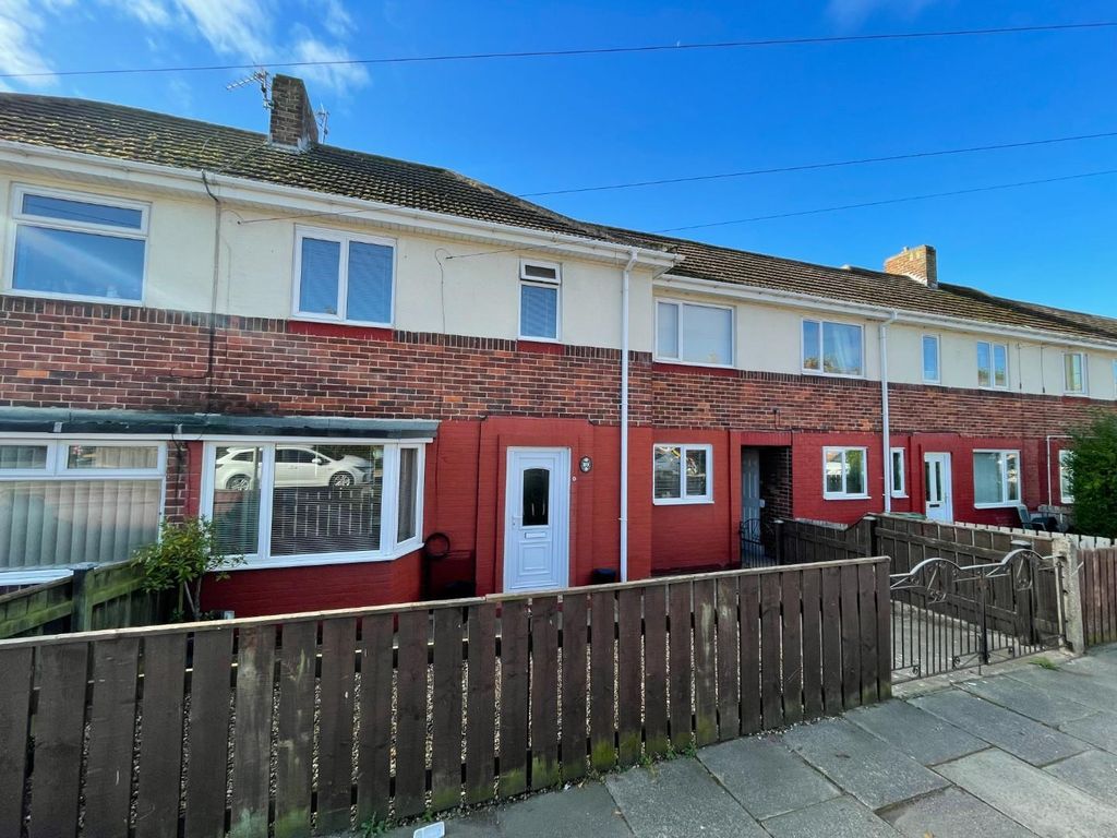 3 bed semi-detached house for sale in Daventry Avenue, Stockton-On-Tees TS19, £72,000