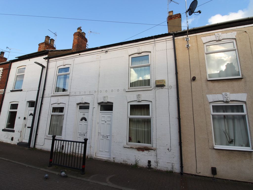 3 bed terraced house for sale in Teale Street, Scunthorpe DN15, £65,000