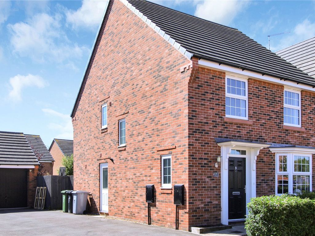 4 bed detached house for sale in Taro Close, Stapeley, Nantwich, Cheshire CW5, £315,000