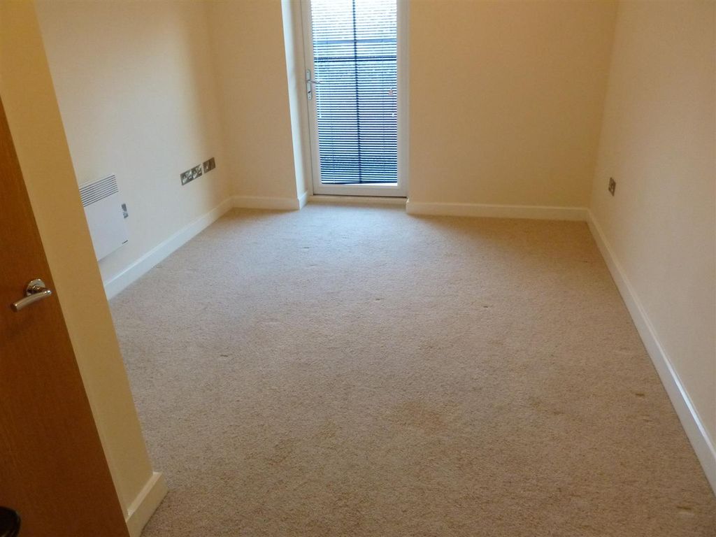 1 bed flat for sale in Bromley Court, Copthorne Road, Shrewsbury SY3, £139,950