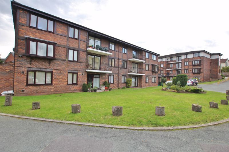 1 bed property for sale in Hesslewell Court, Heswall, Wirral CH60, £85,000