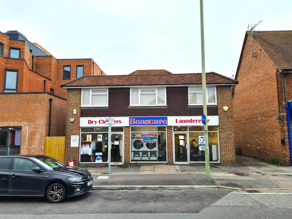 Retail premises for sale in Frimley Road, Camberley GU15, £695,000