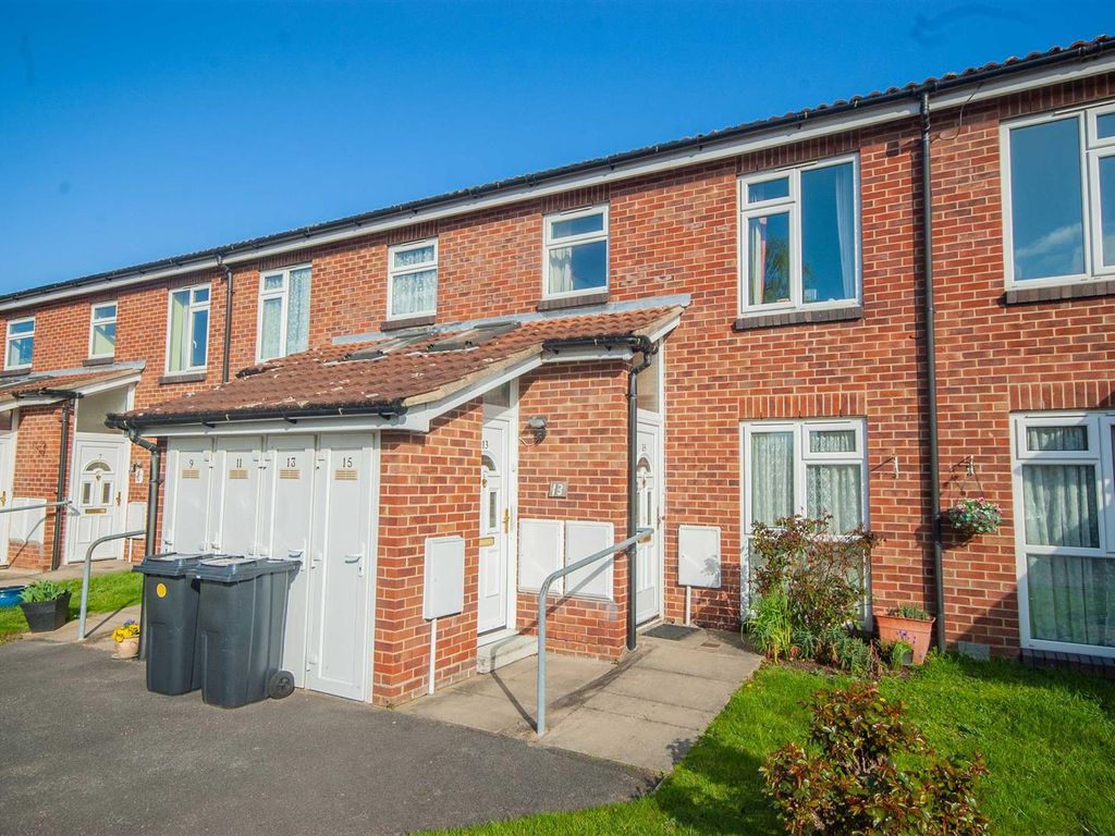 1 bed property for sale in Constable View, Springfield, Chelmsford CM1, £105,000