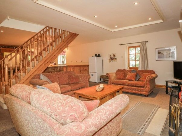 4 bed cottage for sale in Archiestown, Moray AB38, £300,000