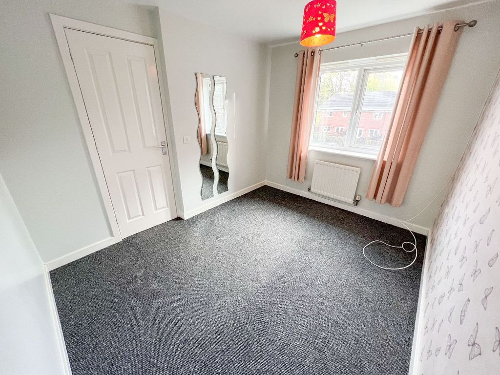 3 bed terraced house for sale in The Beck, Dudley DY2, £190,000