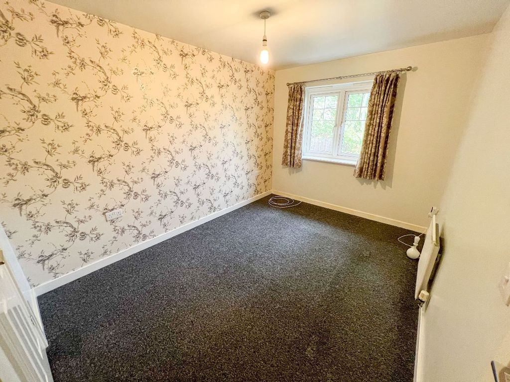 3 bed terraced house for sale in The Beck, Dudley DY2, £190,000