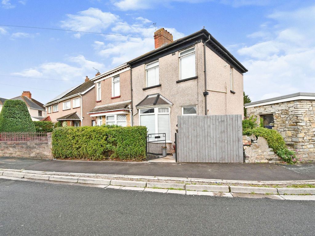 3 bed semi-detached house for sale in Liswerry Road, Newport NP19, £150,000