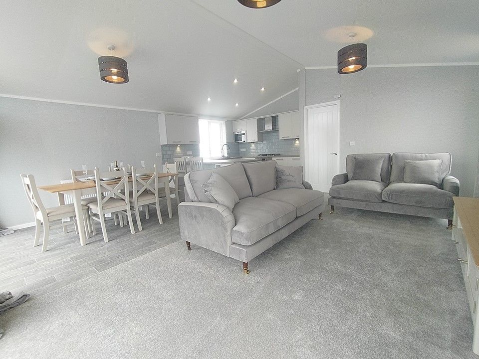 2 bed lodge for sale in Barholm Rd, Tallington PE9, £220,000