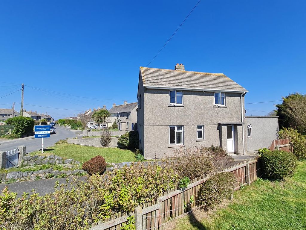 2 bed end terrace house for sale in Clifden Close, Mullion, Helston TR12, £259,950