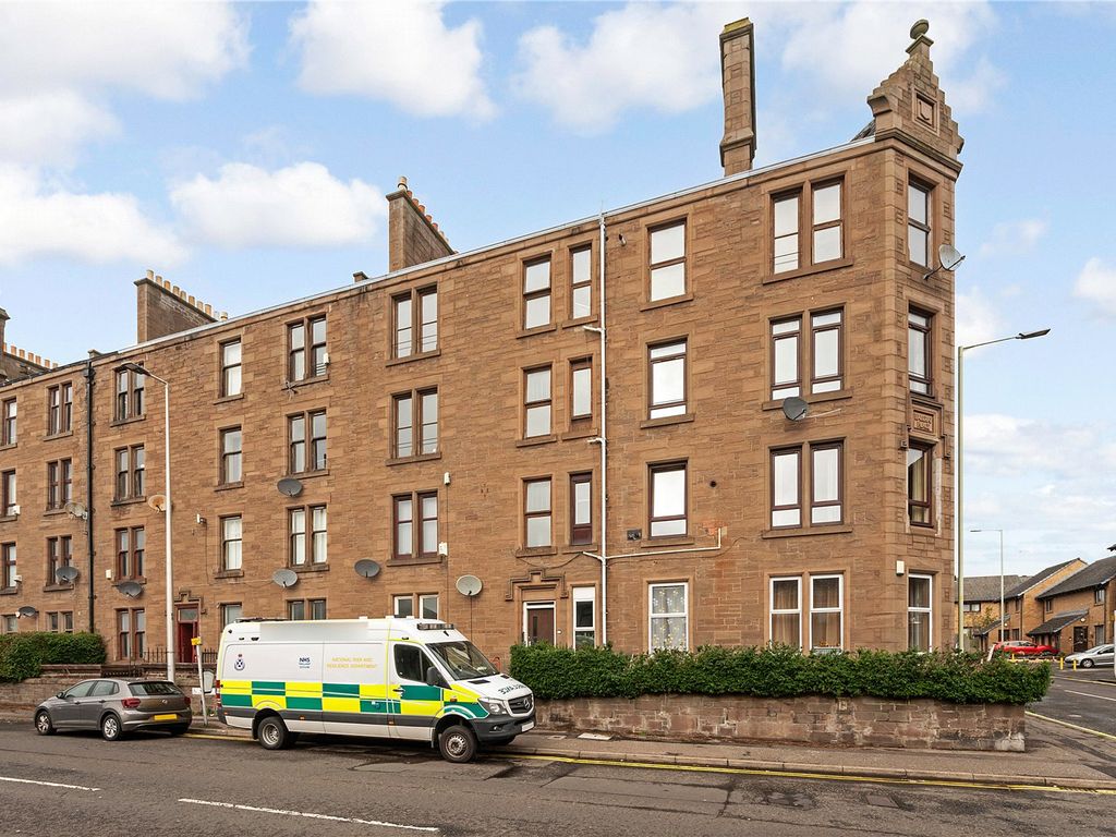 1 bed flat for sale in Clepington Road, Dundee DD3, £65,000