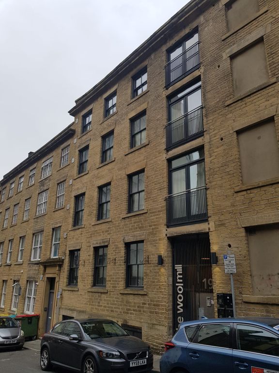 Block of flats for sale in Dale Street, Bradford BD1, £495,000
