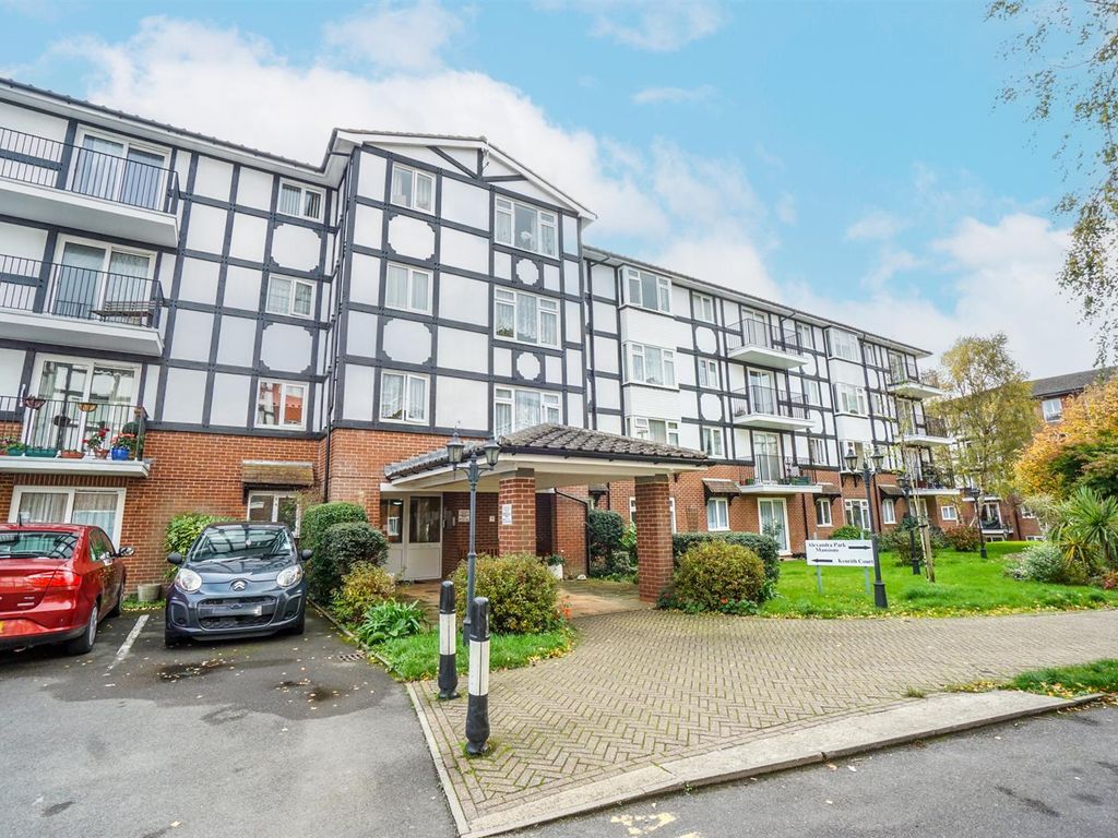 1 bed flat for sale in Kenrith Court, St. Helens Crescent, Hastings TN34, £115,000