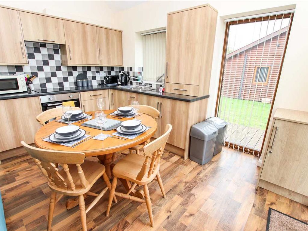 2 bed detached house for sale in Thorpe Park Lodges, Middle Lane, Thorpe On The Hill LN6, £139,950