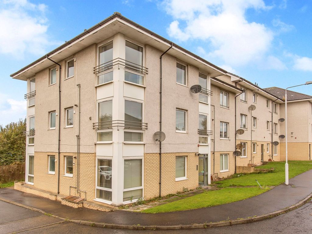2 bed flat for sale in East Burn Court, Kirkcaldy KY1, £115,000