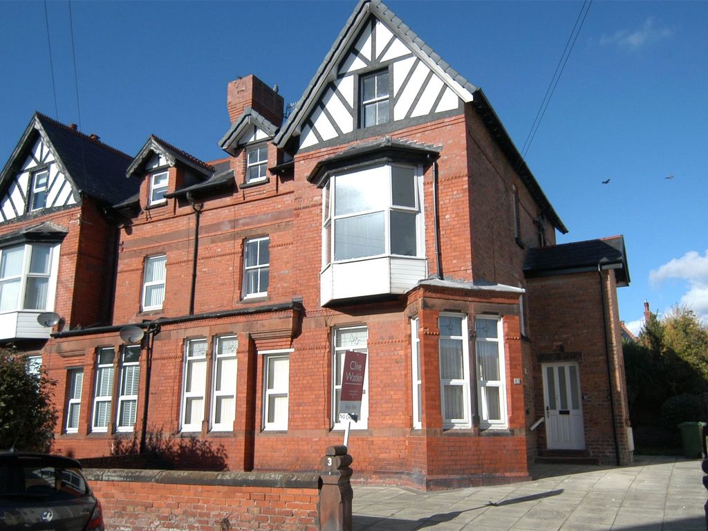 4 bed maisonette for sale in Dunraven Road, West Kirby, Wirral, Merseyside CH48, £330,000