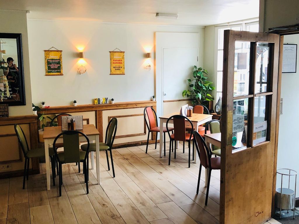Leisure/hospitality for sale in An Award-Winning Restaurant And Catering Service WR11, Worcestershire, £85,000