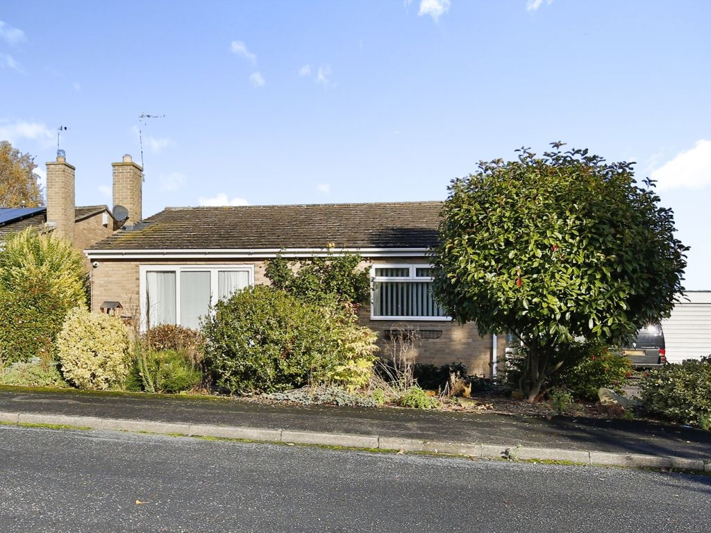 3 bed bungalow for sale in St. Edwins Close, High Coniscliffe, Darlington DL2, £300,000