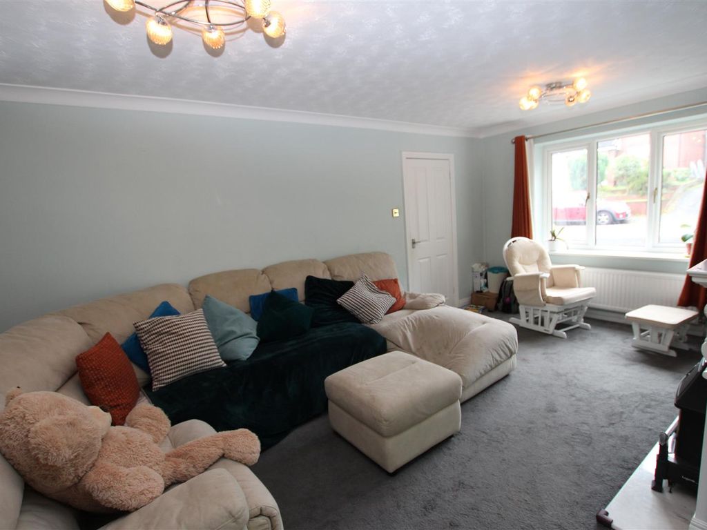 3 bed detached house for sale in Midford Drive, Bolton BL1, £299,950