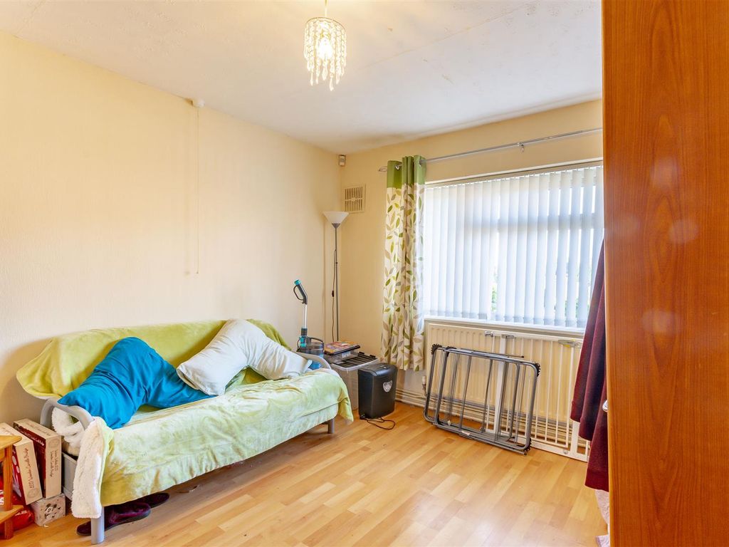 2 bed maisonette for sale in Stanhope Crescent, Arnold, Nottingham NG5, £139,950