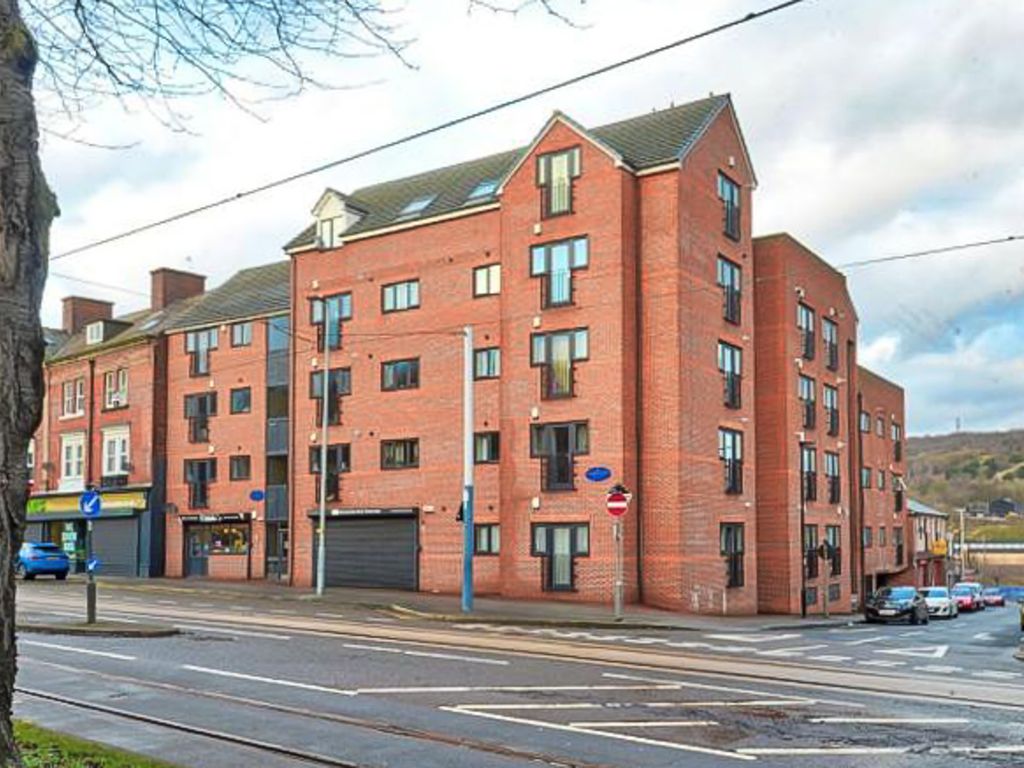 1 bed flat for sale in Infirmary Road, Sheffield S6, £105,000