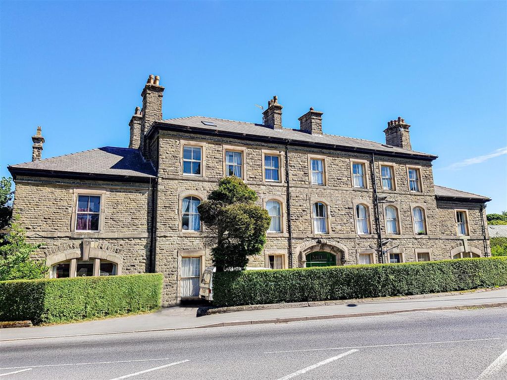 1 bed flat for sale in St. Johns Road, Buxton SK17, £119,950