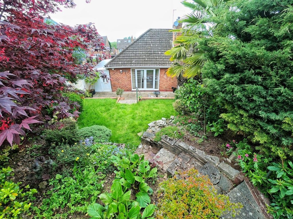 2 bed bungalow for sale in Walford Drive, Solihull B92, £280,000