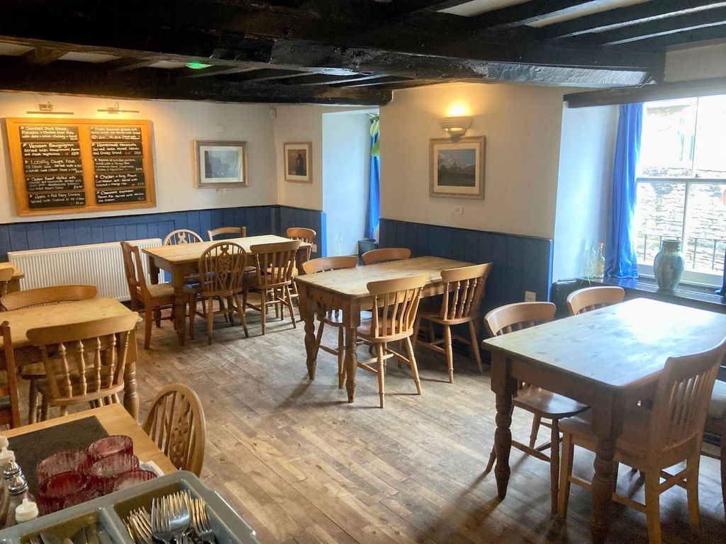 Pub/bar for sale in Swanage, Dorset BH19, £120,000