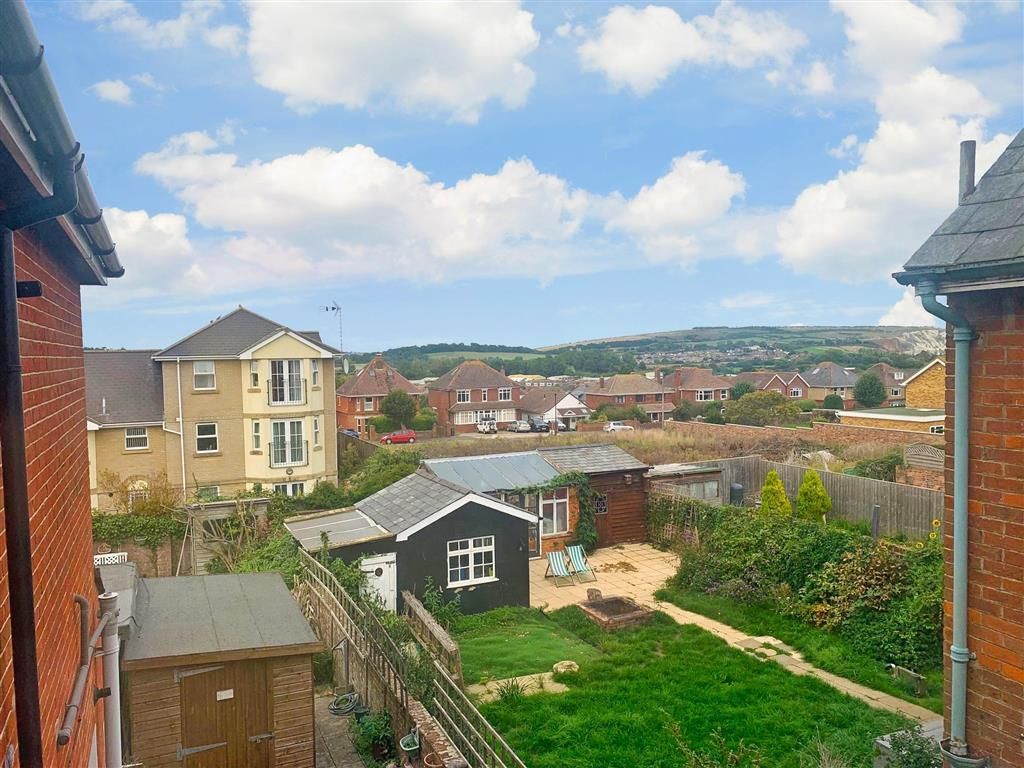 1 bed flat for sale in Grove Road, Sandown, Isle Of Wight PO36, £90,000