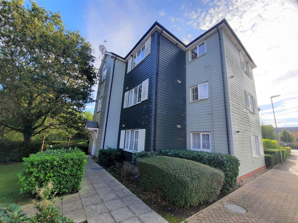 1 bed flat for sale in Bedford Drive, Fareham PO14, £160,000