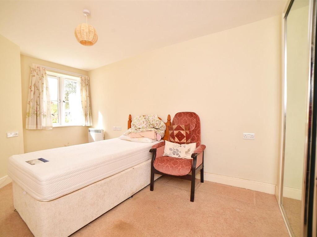 1 bed flat for sale in Edwards Court, Queens Road, Attleborough NR17, £140,000