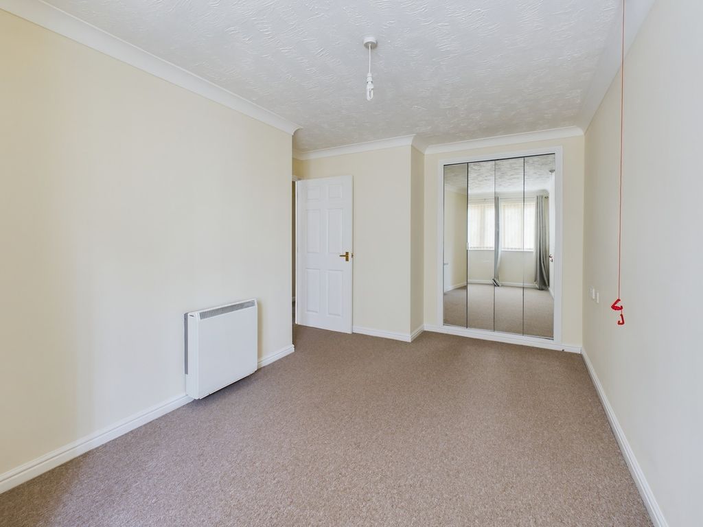 1 bed flat for sale in Haig Court, Chesterton, Cambridge CB4, £135,000