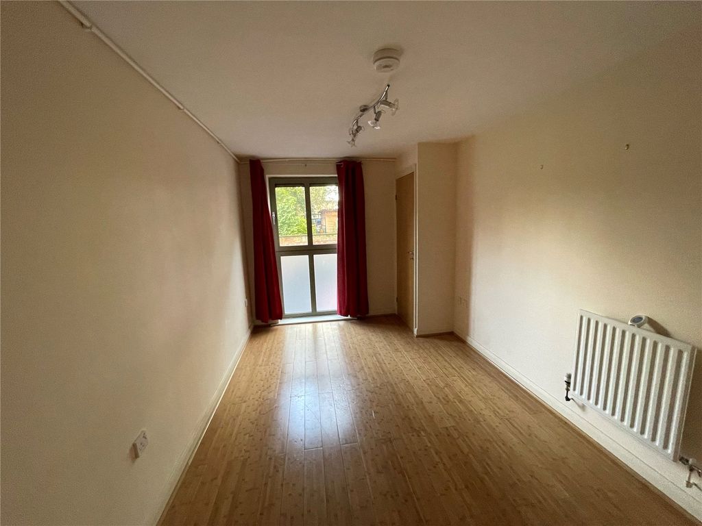 2 bed flat for sale in Brook Street, Derby DE1, £85,000