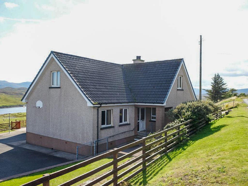 6 bed detached house for sale in Balallan, Lochs HS2, £170,000