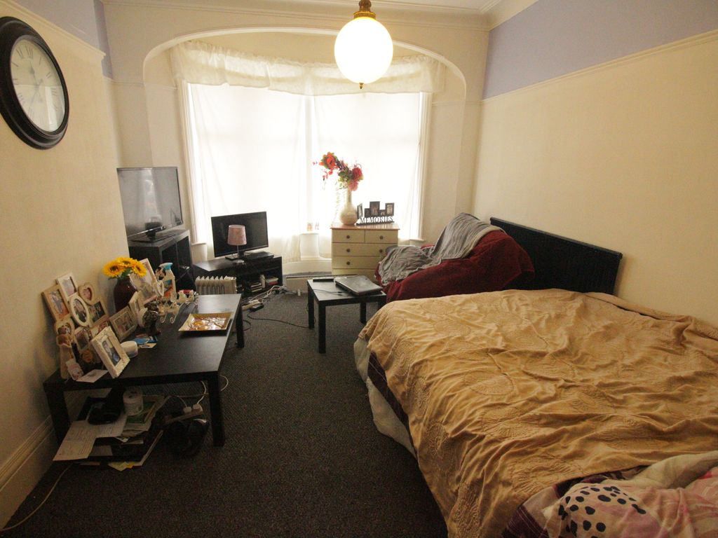 1 bed flat for sale in Seafield Road, Blackpool FY1, £42,000