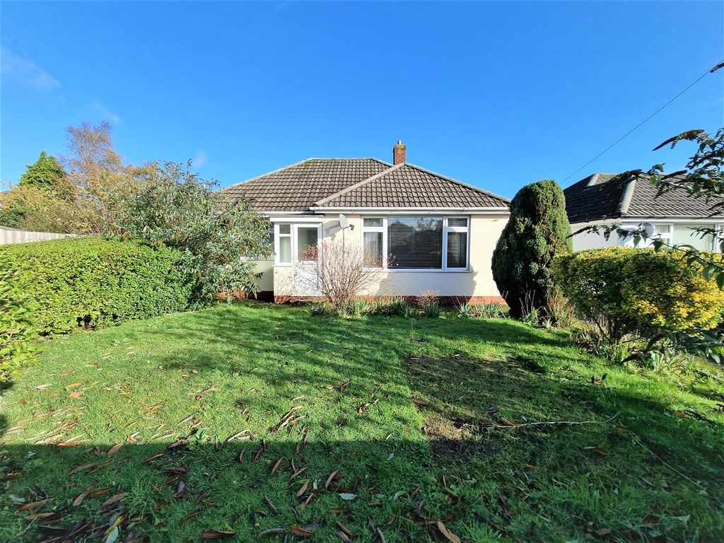 2 bed detached bungalow for sale in Boldre Close, Parkstone, Poole BH12, £289,950