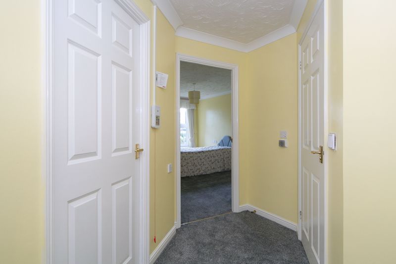 1 bed flat for sale in Cwrt Sant Tudno, Llandudno LL30, £75,950