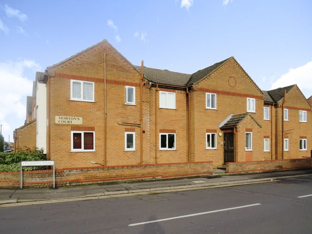 2 bed flat for sale in Mortons Court, Station Road, March PE15, £107,500