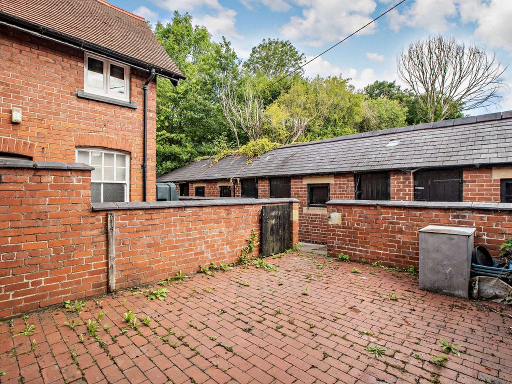 2 bed terraced house for sale in Rhyd Y Goleu, Rhosesmor, Mold, Flintshire CH7, £160,000