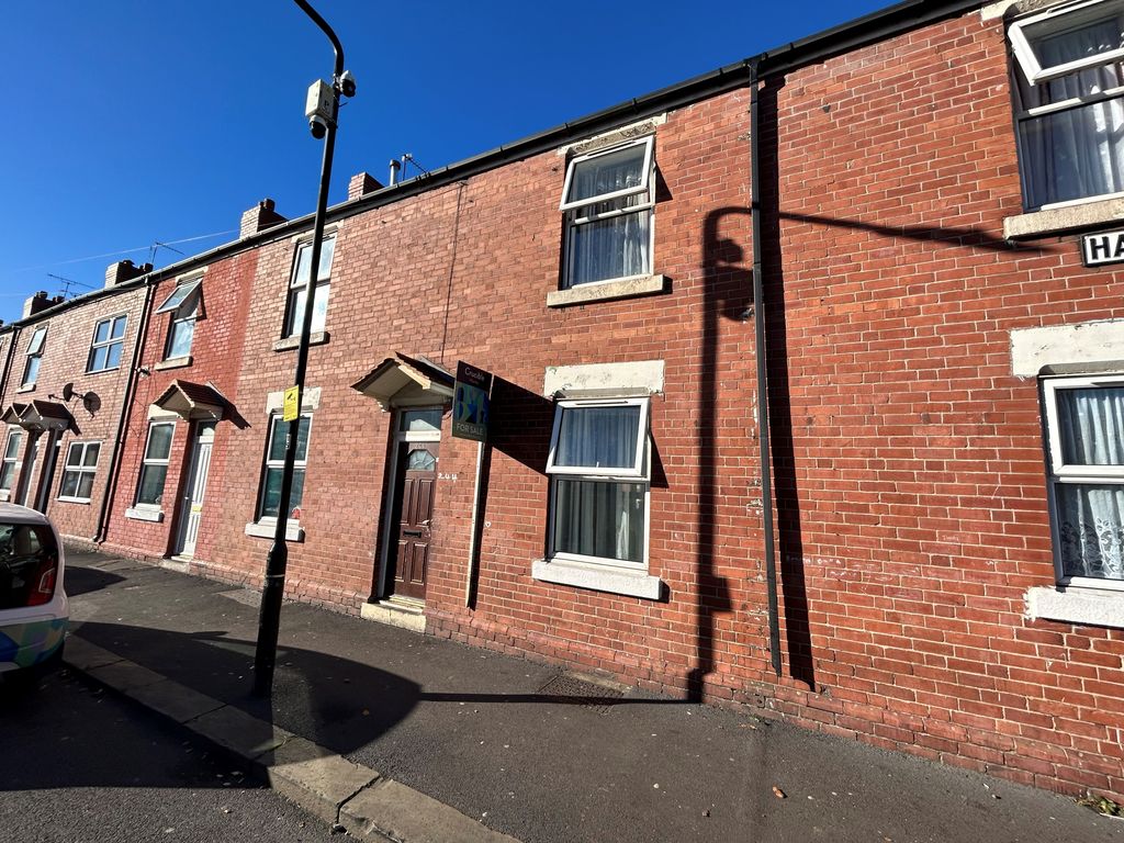 3 bed terraced house for sale in Hatherley Road, Rotherham S65, £110,000