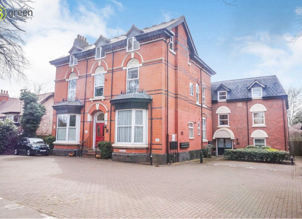 1 bed flat for sale in Birmingham Road, Wylde Green, Sutton Coldfield B72, £180,000